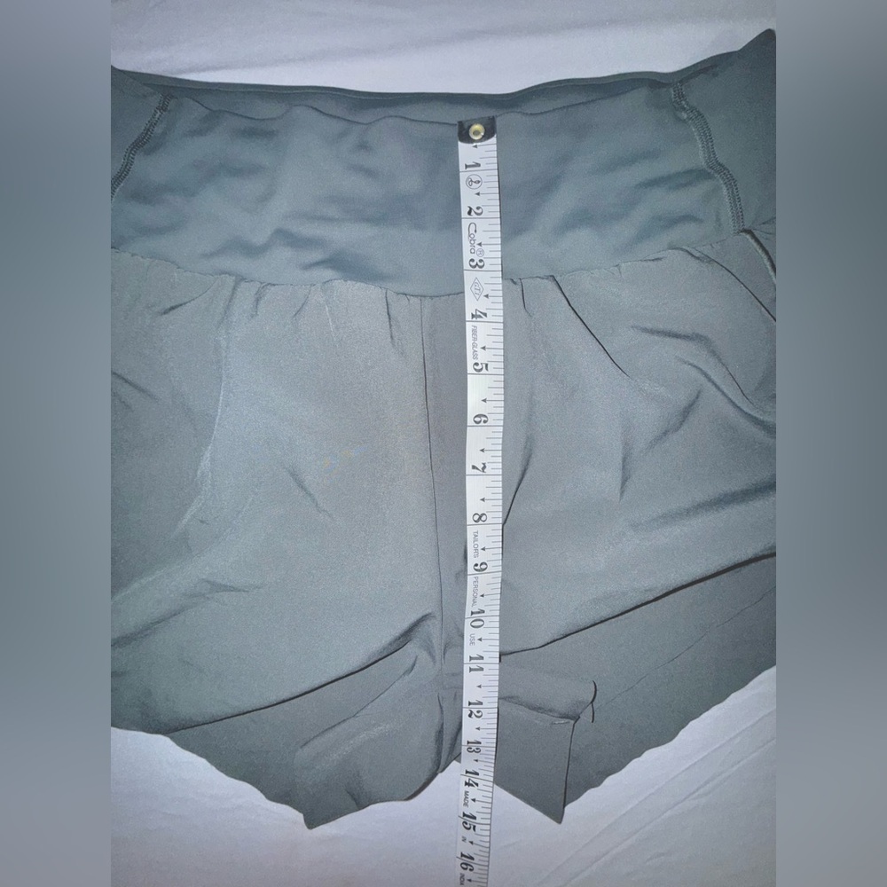 Gymshark Speed Shorts Charcoal Grey Built-in Knicker Adjustable Elastic Size M - Picture 13 of 13